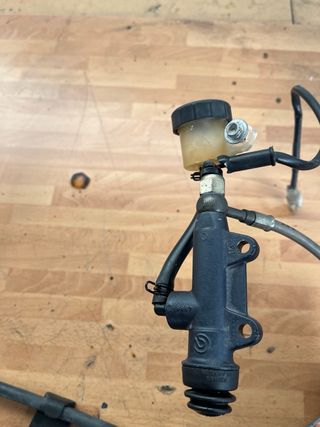 FRENO TRASERO BREMBO KTM 640