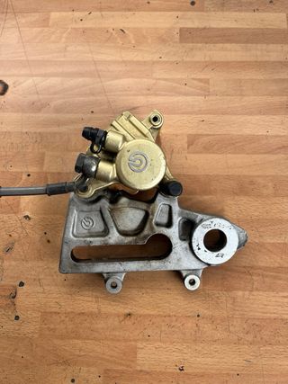 FRENO TRASERO BREMBO KTM 640