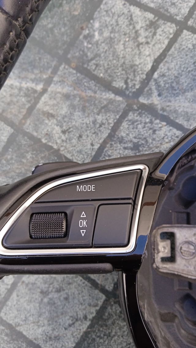 VOLANTE AUDI Q 3,A1,A3