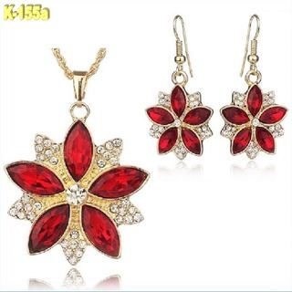 Conjunto Bisutería dorado Pedrería Roja