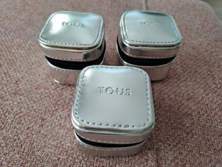 Pack de 3 cajas regalo/joyero plateadas de Tous