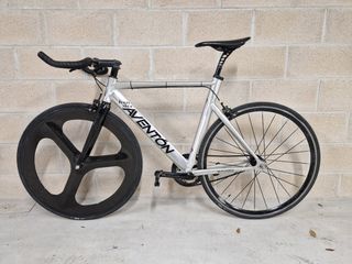 Aventon Mataro.