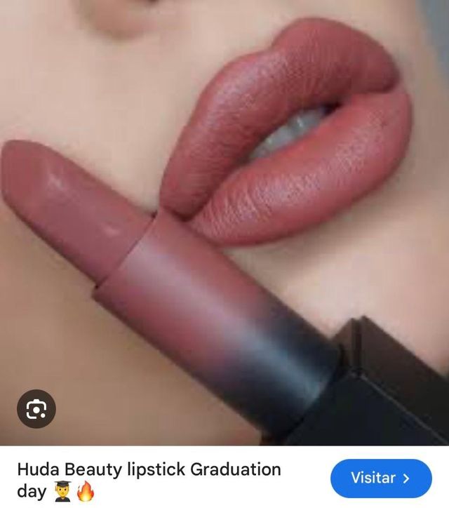Huda Beauty Graduation Day 