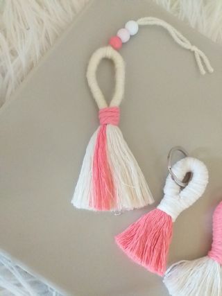 Macrame Decoracion colgante  Portachiavi macramé 