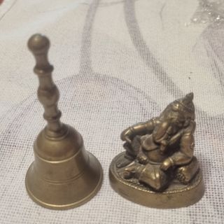 Lote de antigüedades de latón 