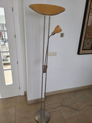 Lámpara de pie para salón 