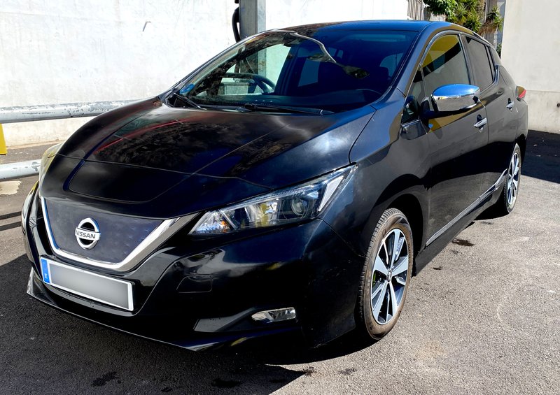 Nissan Leaf 2018 ZE1 - foto 1