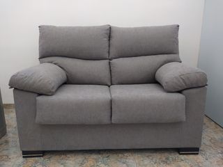 Sofa a estrenar nuevo de dos plazas