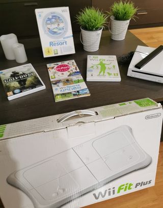 Nintendo Wi ,complementos y juegos
