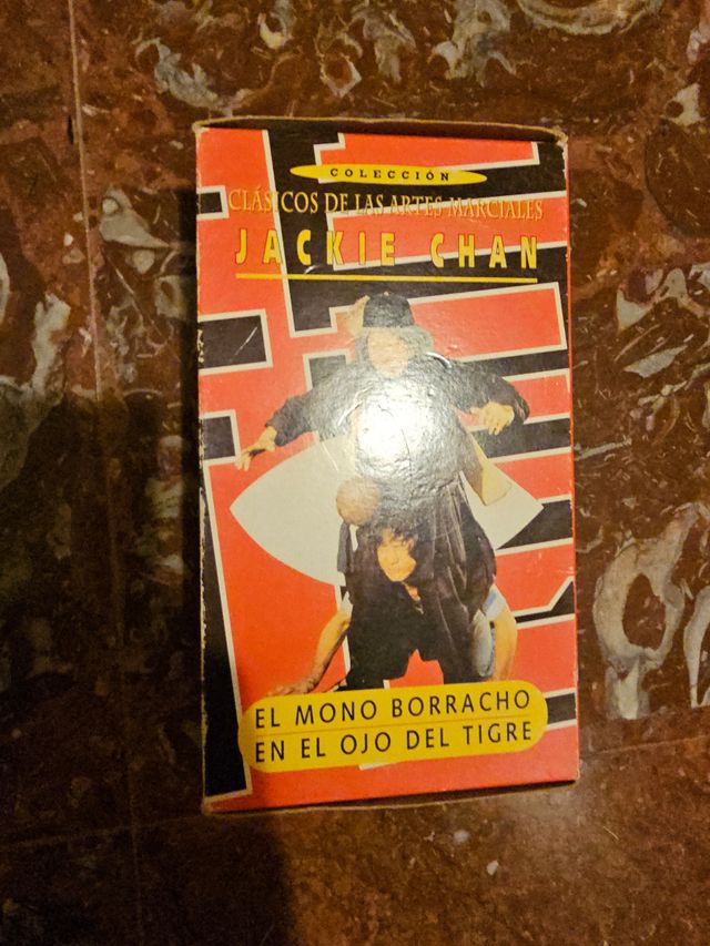 Un sacco di film in VHS!!