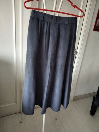 Conjunto de falda y chaleco