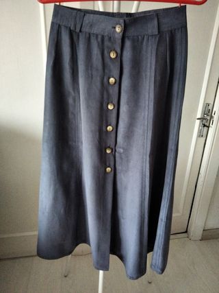 Conjunto de falda y chaleco