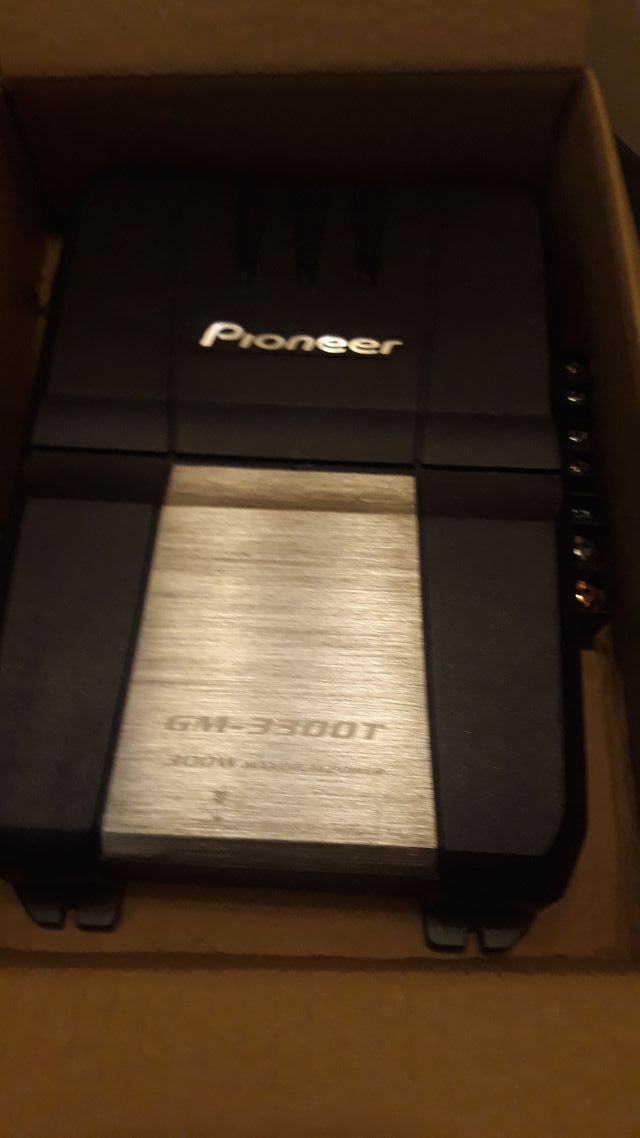 Amplificador Pioneer 300 wattios