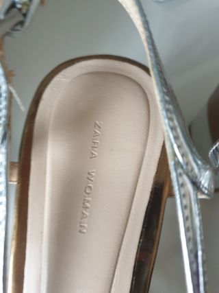 Zapato plateado