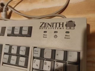 Tastiera Zenith PS/2 Layout ITA Win95