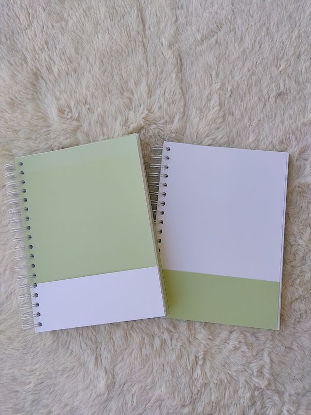 Cadernos tamanho colegial