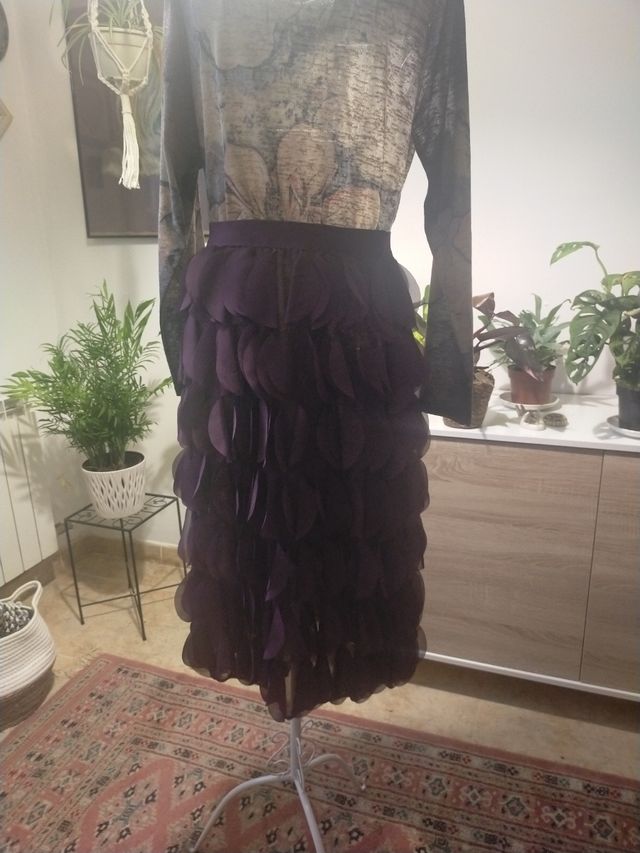 Falda gasa berenjena nueva 