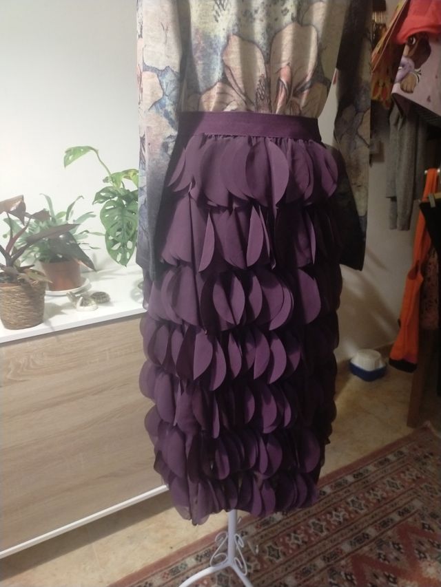 Falda gasa berenjena nueva 