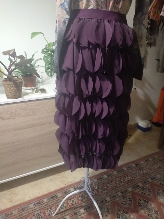 Falda gasa berenjena nueva 