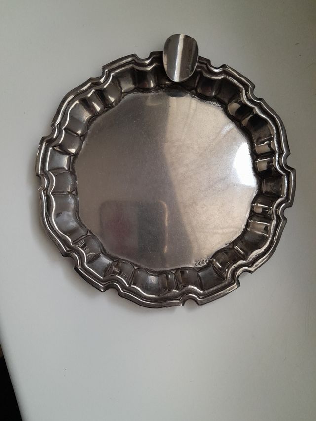 Cenicero antiguo de Alpaca