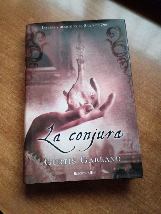 LA CONJURA: PSEUDONIMO: CURTIS GARLAND