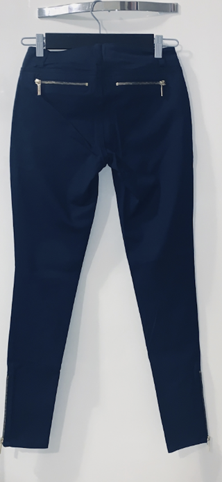 Chaqueta curta y pantalones skinny Michael Kors