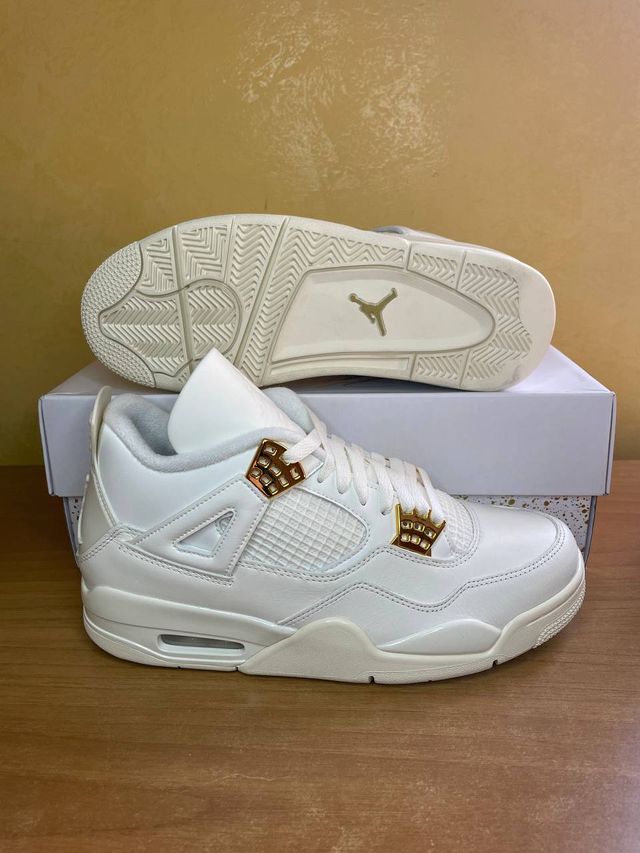 Nike Air Jordan 4 Sail Metallic Gold Black 42.5