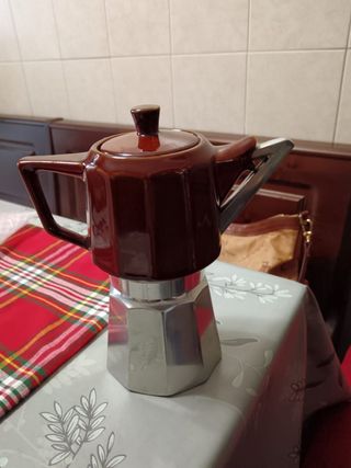 Caffettiera da 6 tazze