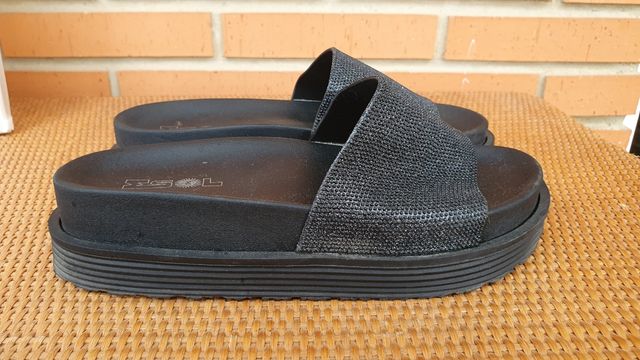 Sandalias mujer y chanclas