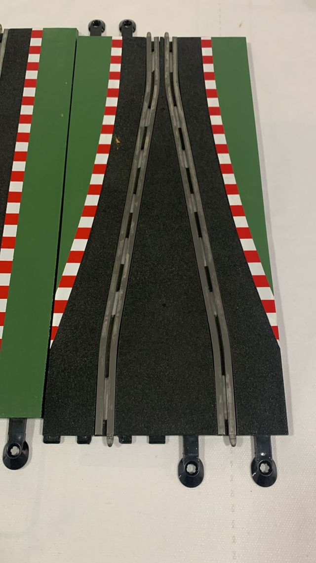 SCALEXTRIC: GRAND CHICANE