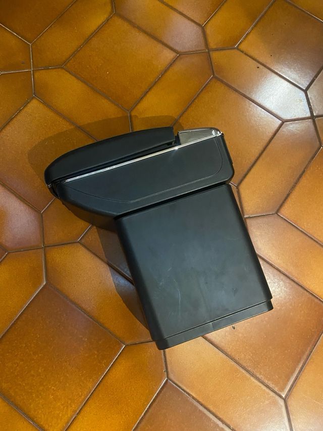 reposabrazos para citroen berlingo peugeot parnet