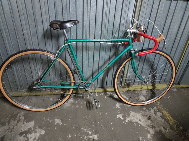 Bicicleta clásica BH 'Campeona de España' años 60