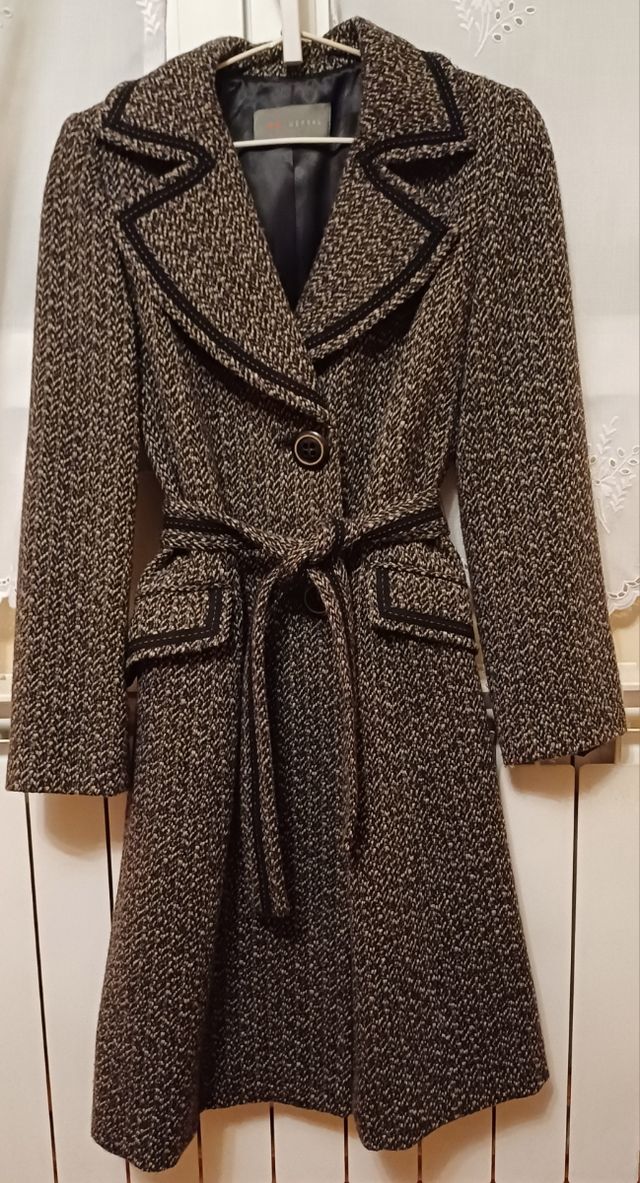 Abrigo Largo de Mujer en Lana Virgen