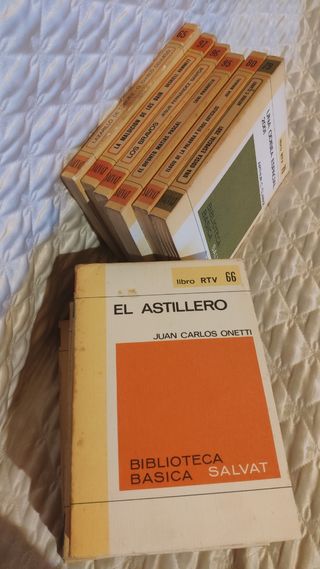 Regalo Libros Biblioteca Básica Salvat con compra 