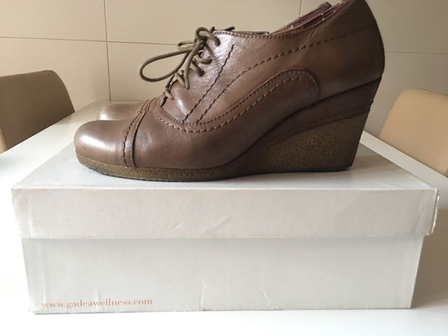 Zapatos piel Gadea talla 39