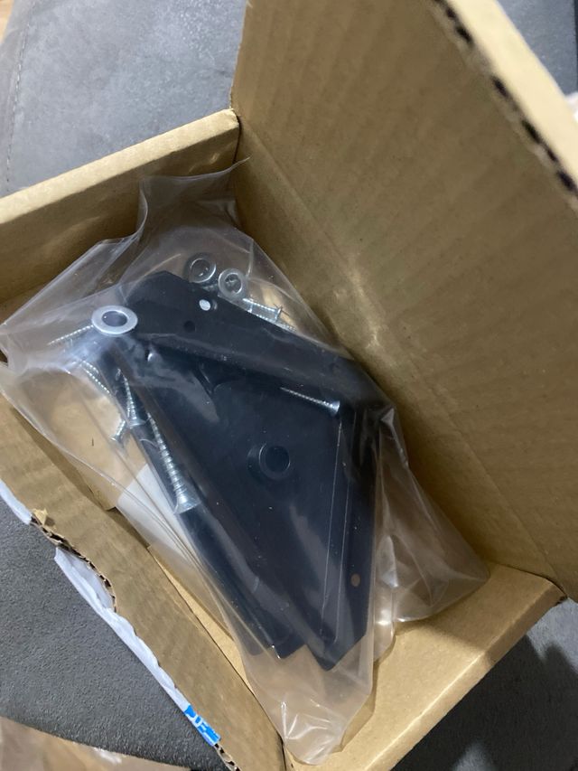 Mensola TV NUOVA DI ZECCA