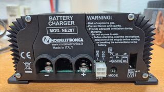 Cargador 220v- 12v batería autocaravana
