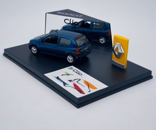 RENAULT CLIO II 1:43 VITESSE SERIE LIMITADA 