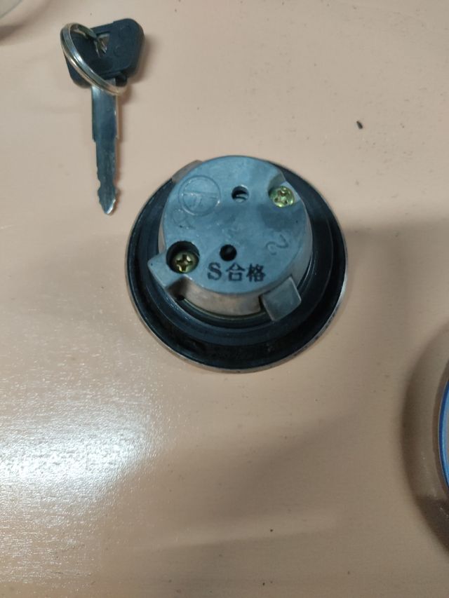 Tapon y deposito yamaha tmax