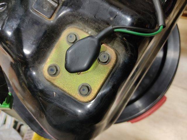 Tapon y deposito yamaha tmax