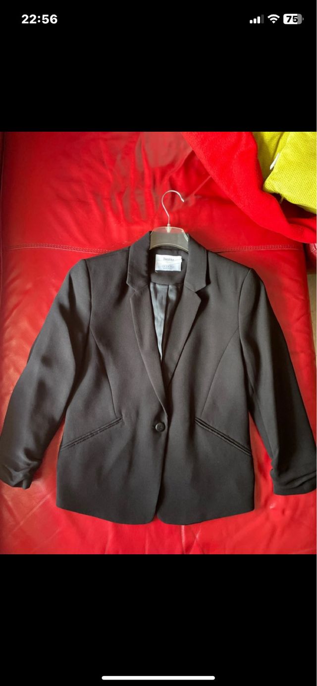 Chaqueta  chica negra