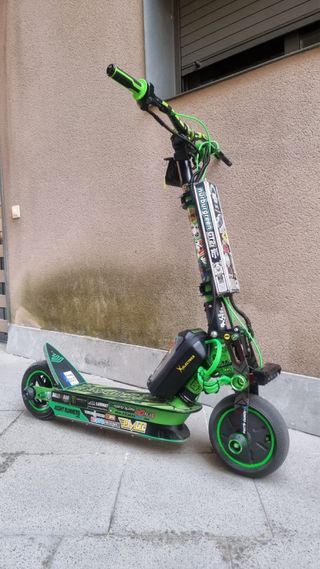 Vinilo antideslizante patinete