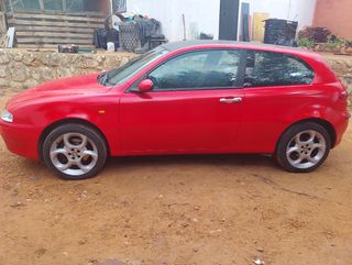 Alfa Romeo 147 2003