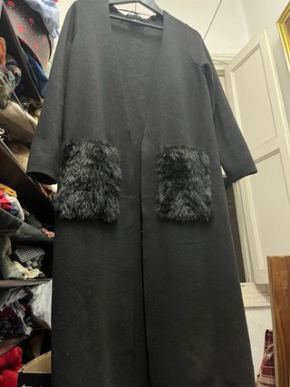 Chaqueta larga negra