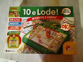 Gioco interattivo 10 e Lode alfabeto e parole. Nuo