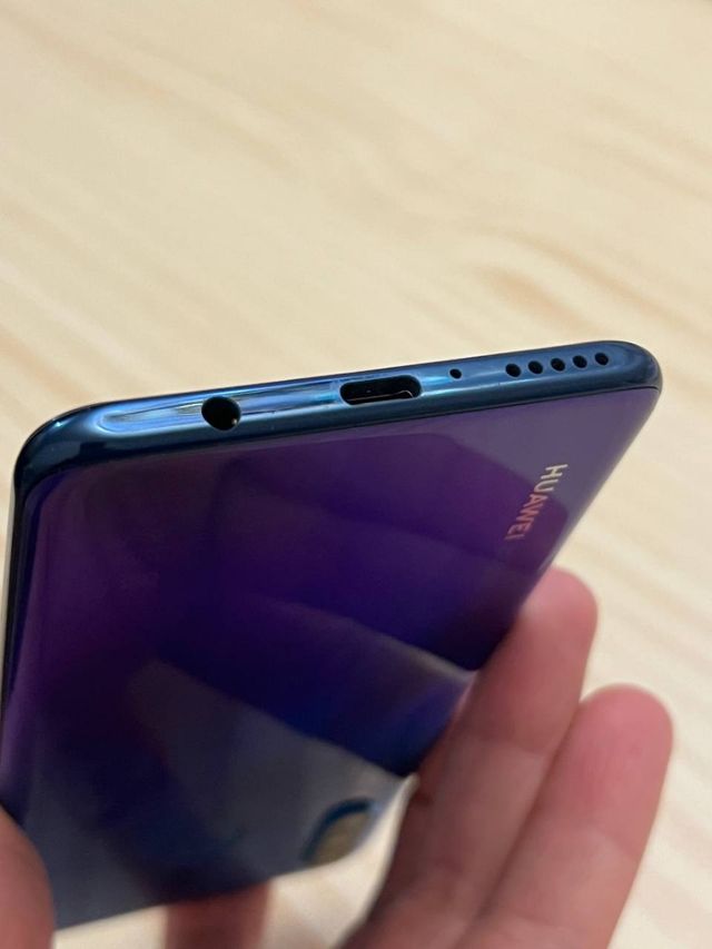 Huawei P30 lite 64GB snapdragon. Dual sim