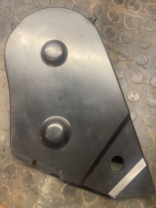 Tapa de distribucion seat ibiza 6k1