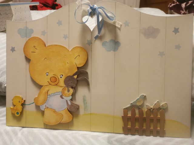 Cuadro y repisa bebe