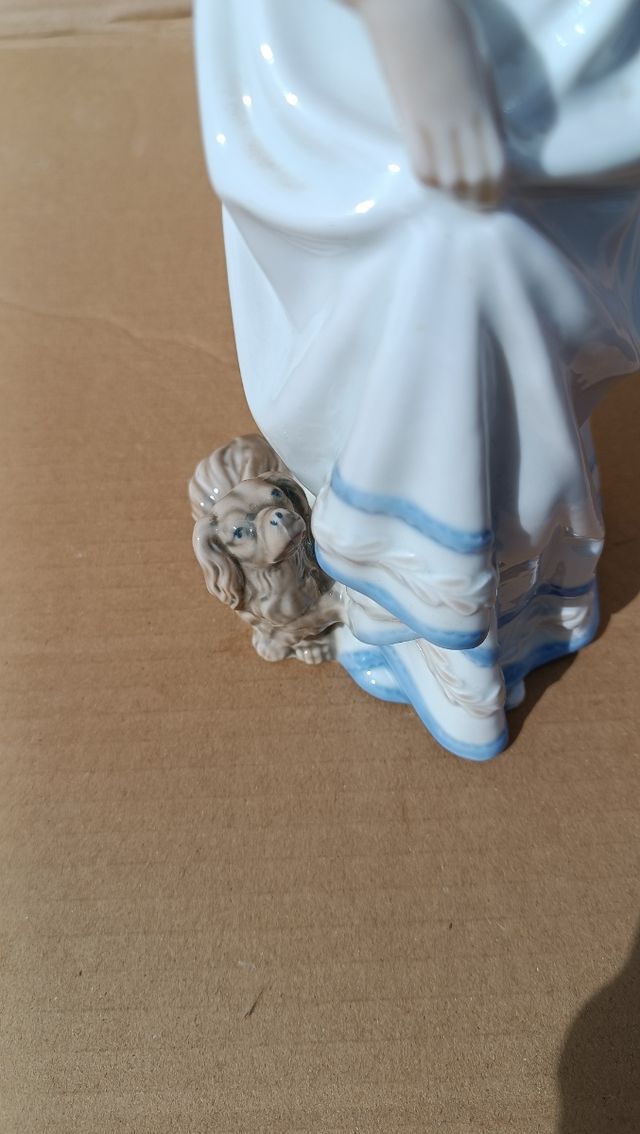 Figura porcelana Sambo mujer 32cm