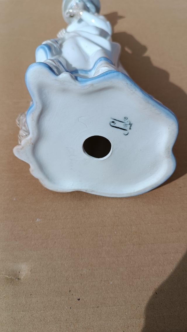 Figura porcelana Sambo mujer 32cm